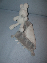 K-1452  VIB/Very Important Baby konijntje met kroeldoekje