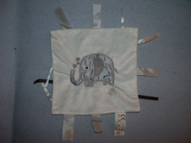 PS-1490  Xenos labeldoekje olifant
