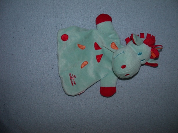 AJ-613  Tiamo kroeldoekje giraffe Gino