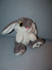 K-1650  Nicotoy konijntje met grote ogen - 16 cm