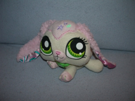 K-1765  Littlest Pet Shop konijn, 16 x 21 cm