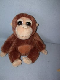 AJ-1255  Petjes World aap met grote ogen - 25 cm