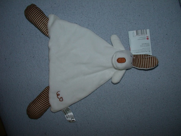 K-1407  Gloednieuw! Bambino kroeldoekje konijn