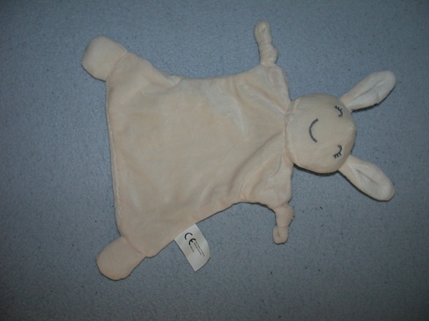 K-1802  Evora/Bambino kroeldoekje konijn, slapend