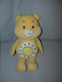 B-2015  Care Bears/Troetelbeertjes Zonnebeertje - 37 cm