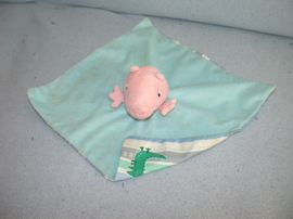 QZ-1373  Sambro kroeldoekje varken Peppa Pig