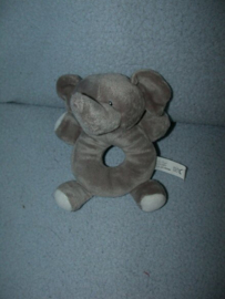 KP-829  Tender Toys rammelaar olifant