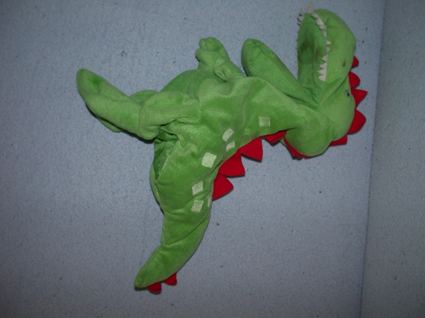 AJ-1208  Ikea handpop draak Läskig - 25 cm - geen tong