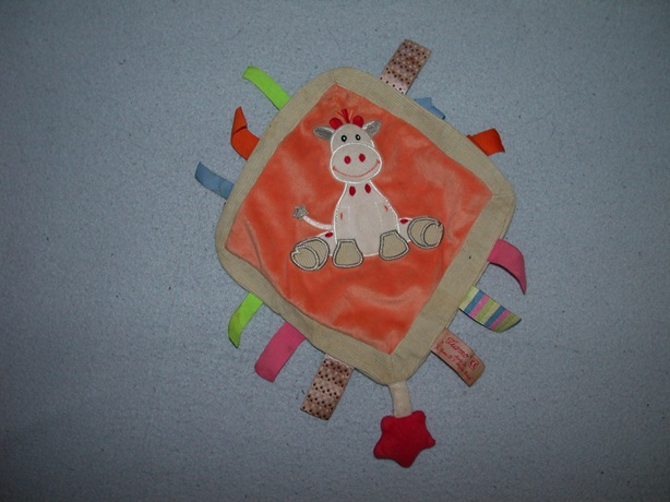 AJ-991  Tiamo labeldoekje giraffe Gino