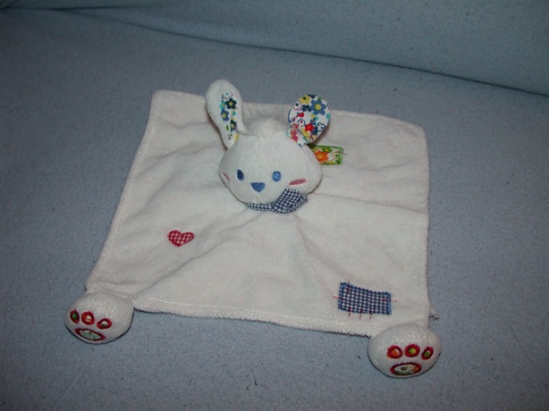K-1133  Shok ID kroeldoekje konijn