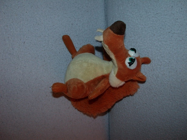 AJ-797  Ice Age 3 (Dawn of the Dinosaurs) eekhoorn meisje Scratte - 15 cm
