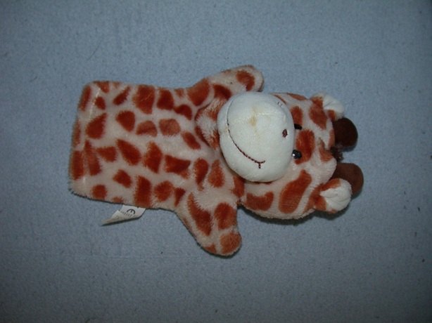 AJ-1508  Evora handpop giraffe - 23 cm