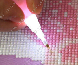 Diamond Paintings LED pen rose (voor 1 diamantje)