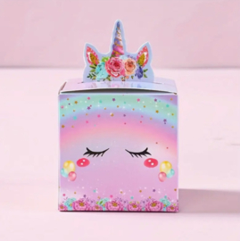 Traktatiedoosje | Unicorn | 5.5 x 5.5 x 9 cm
