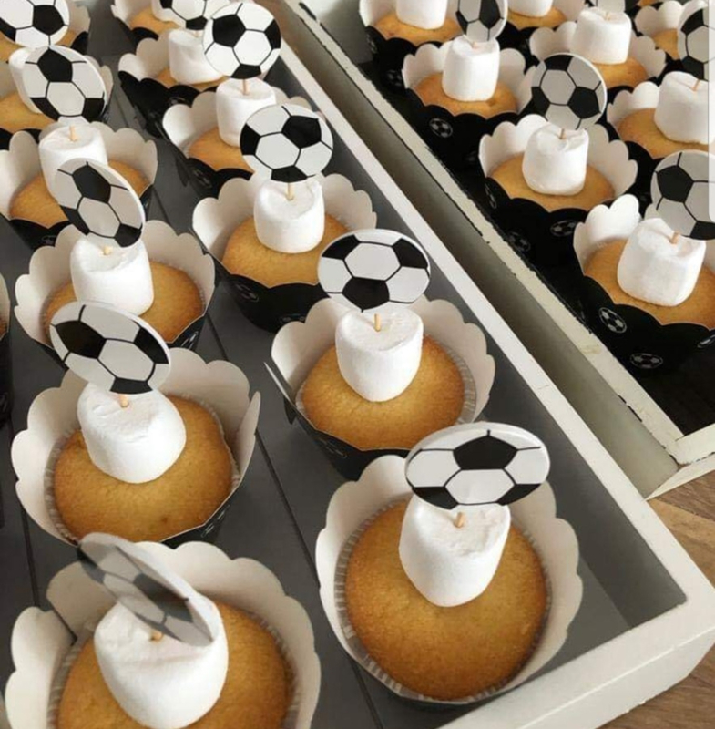 Spiksplinternieuw Cupcake wikkels voetbal | Foto's van klanten | Zelf traktaties maken WG-25