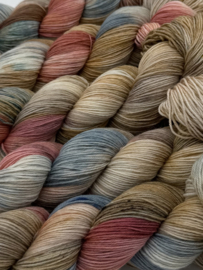 Mrs Twiggy - cooler colourway