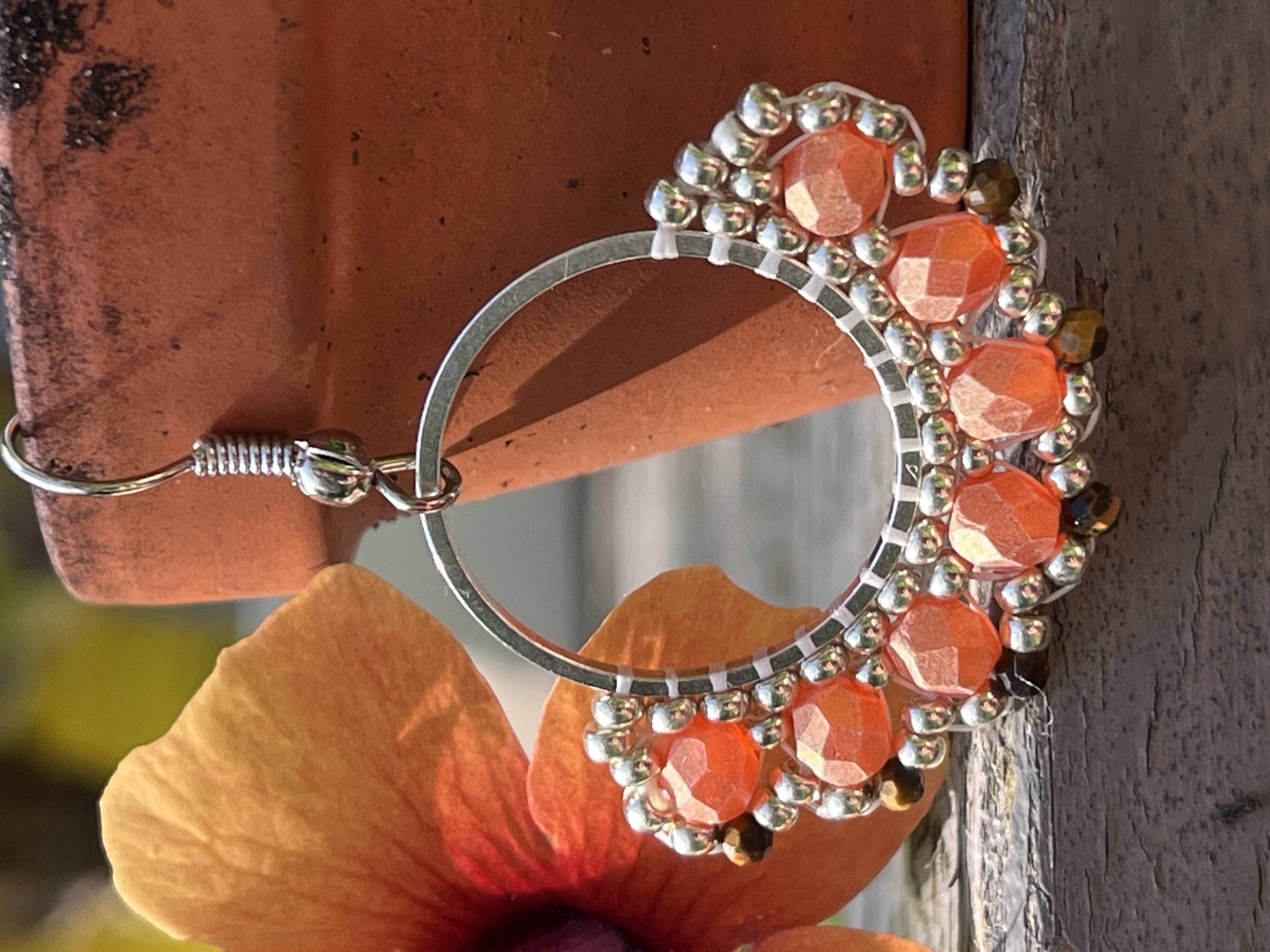 Hoepeltjes Oranje met  Tijgeroog