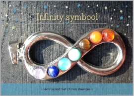 Infinity hanger