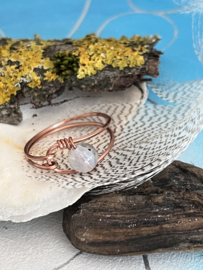 Maansteen ring 18mm