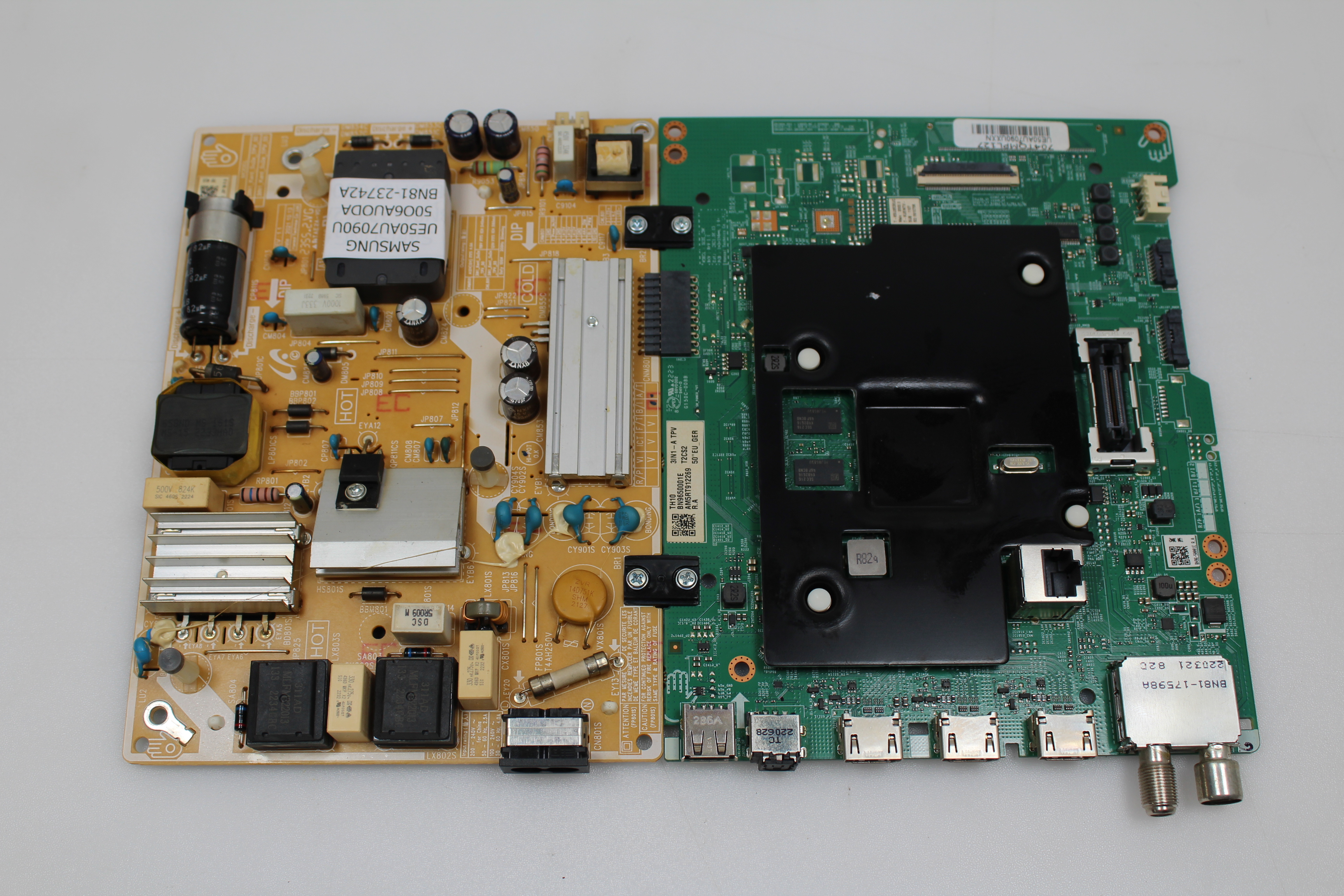 UE50AU7090U / SAMSUNG