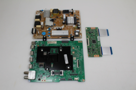 UE55AU7090U / SAMSUNG
