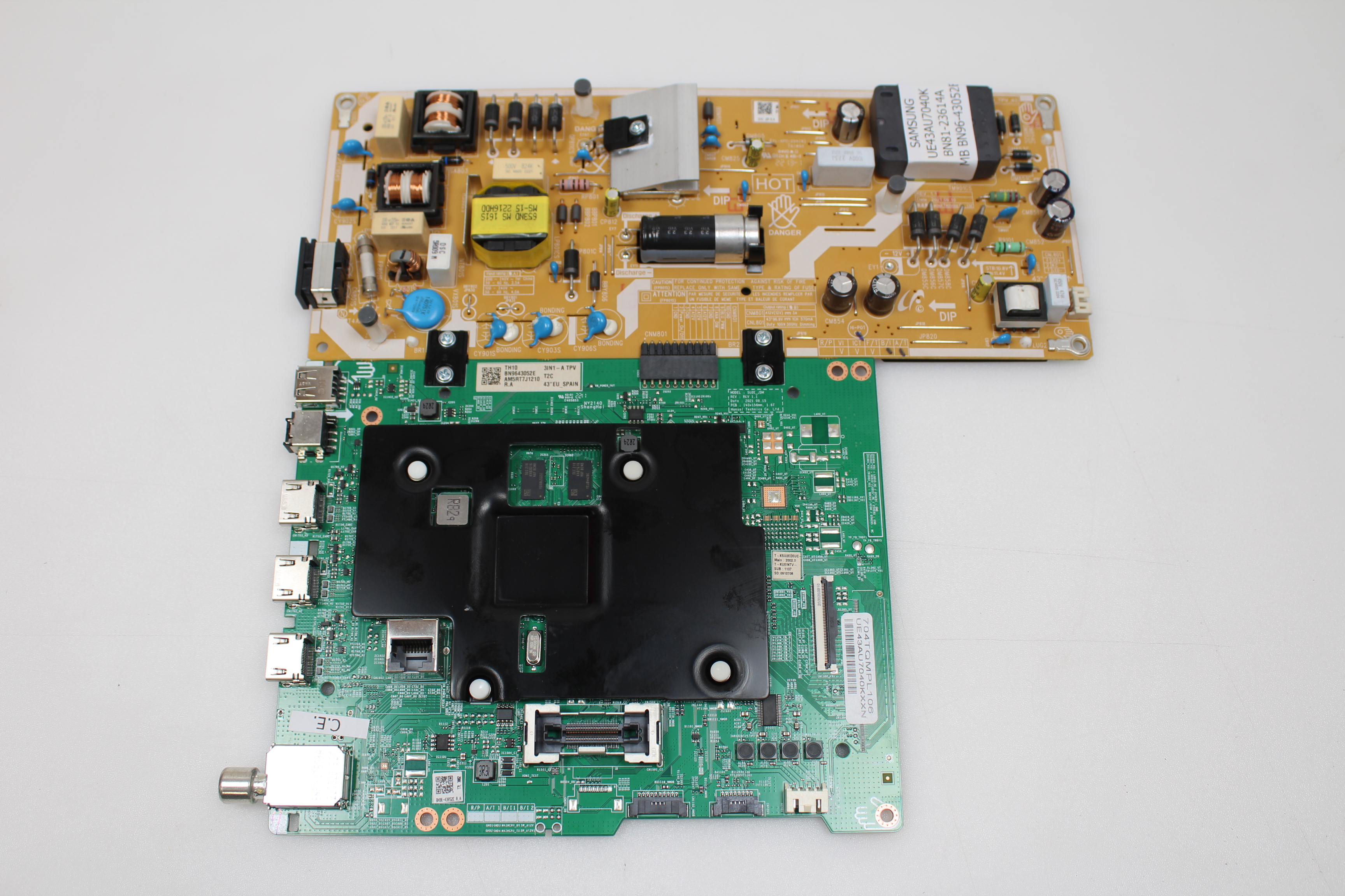 UE43AU7040K / SAMSUNG