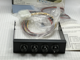 Ventilator controller 3pins 4 voudig 3,5” zwart alu NOS