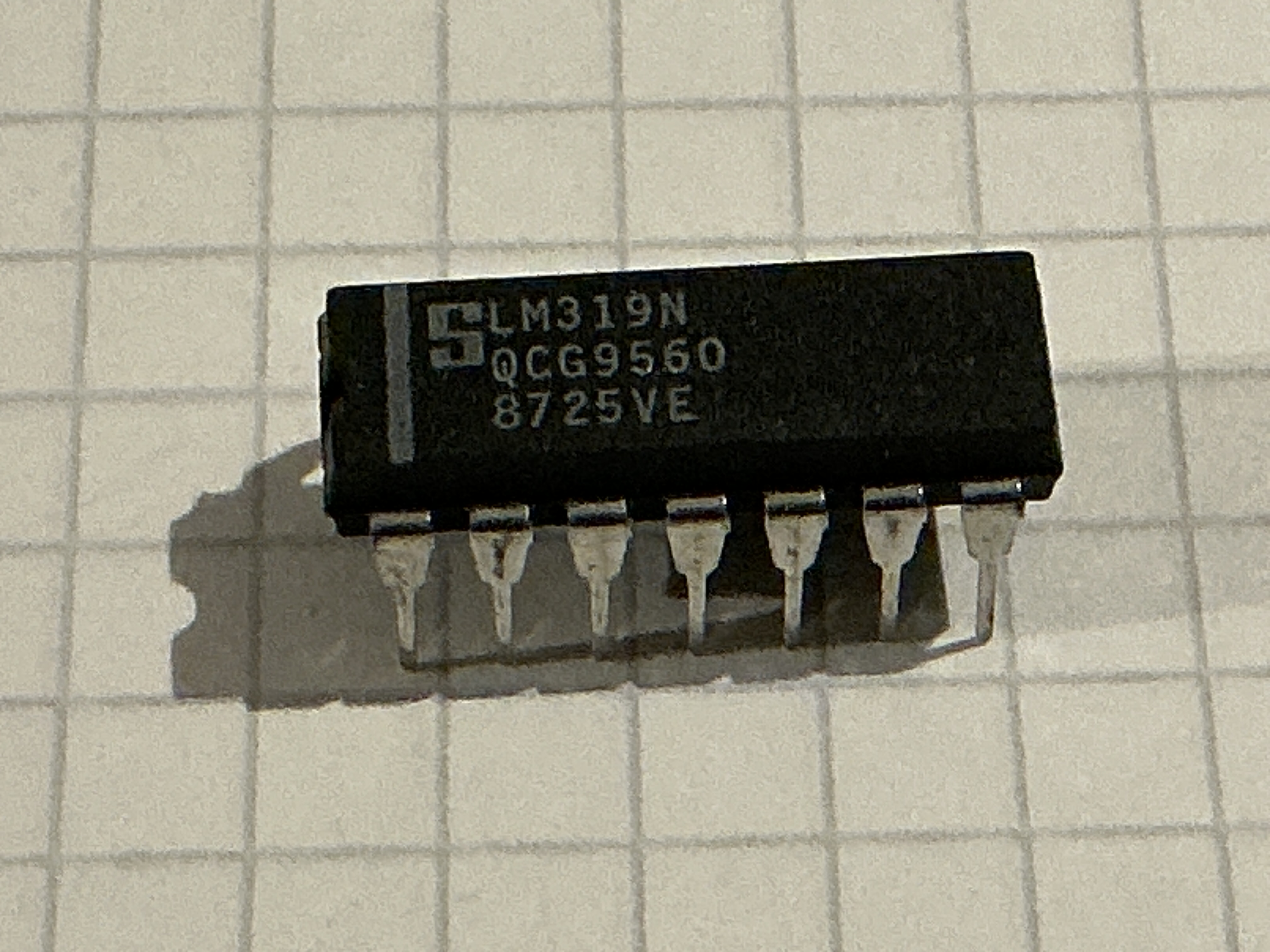 LM319N