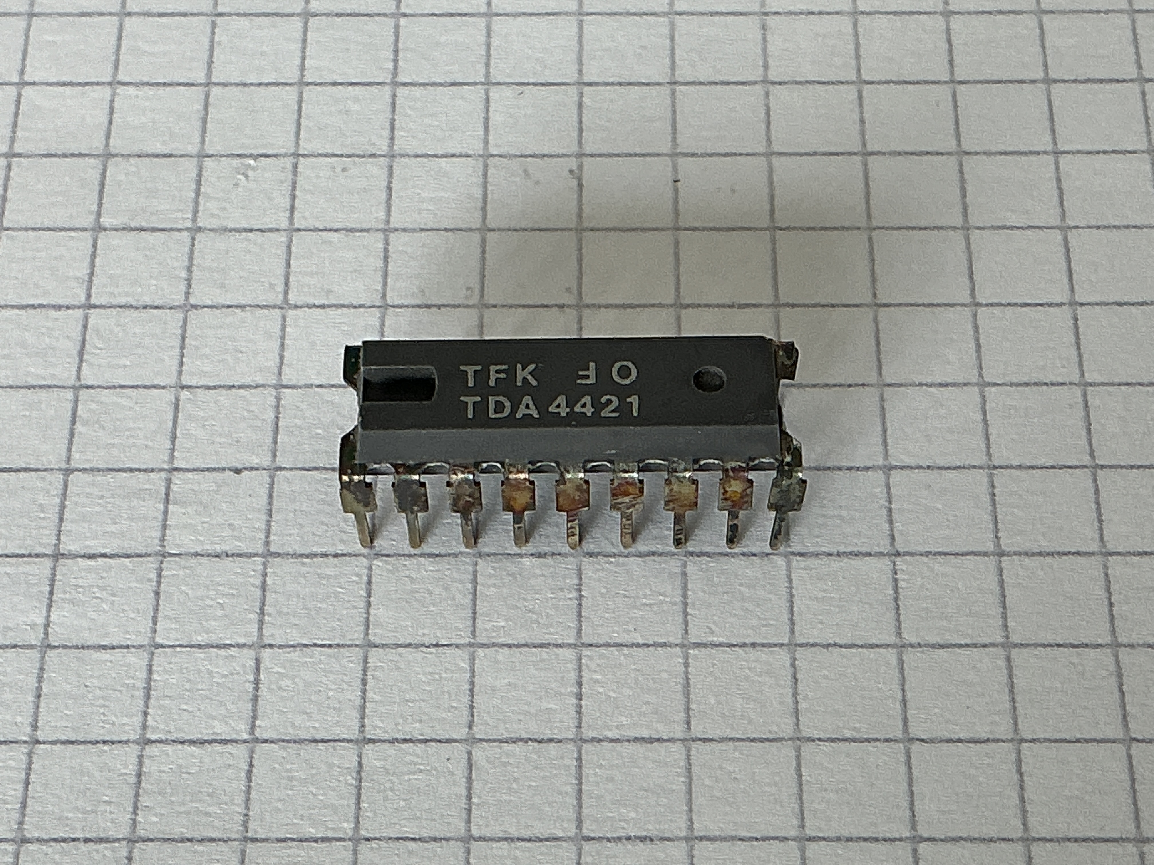 TDA4421