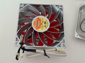 Thermaltake UFO Twin Blade fan A2219 silver 12V 3pin