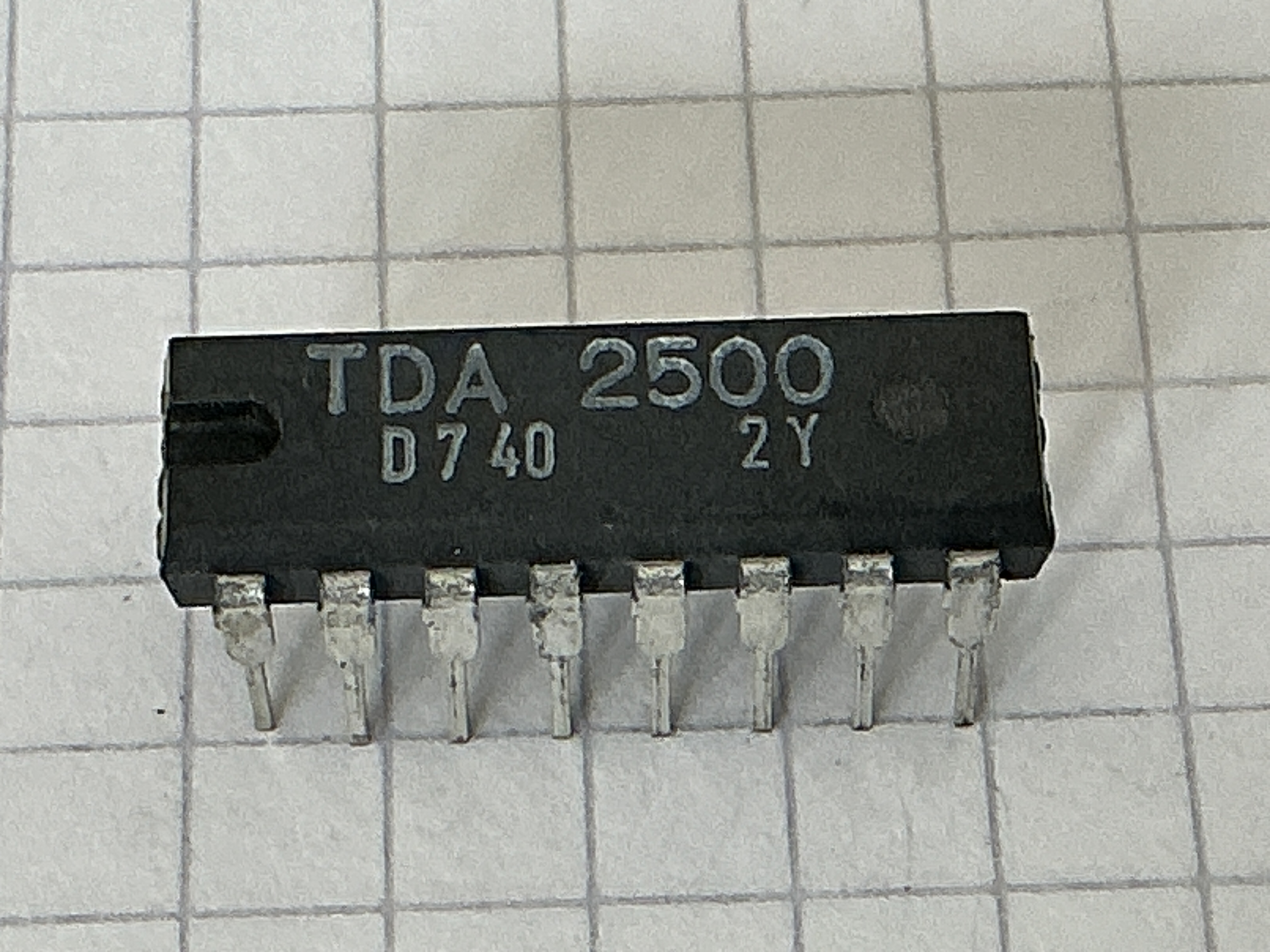 TDA2500