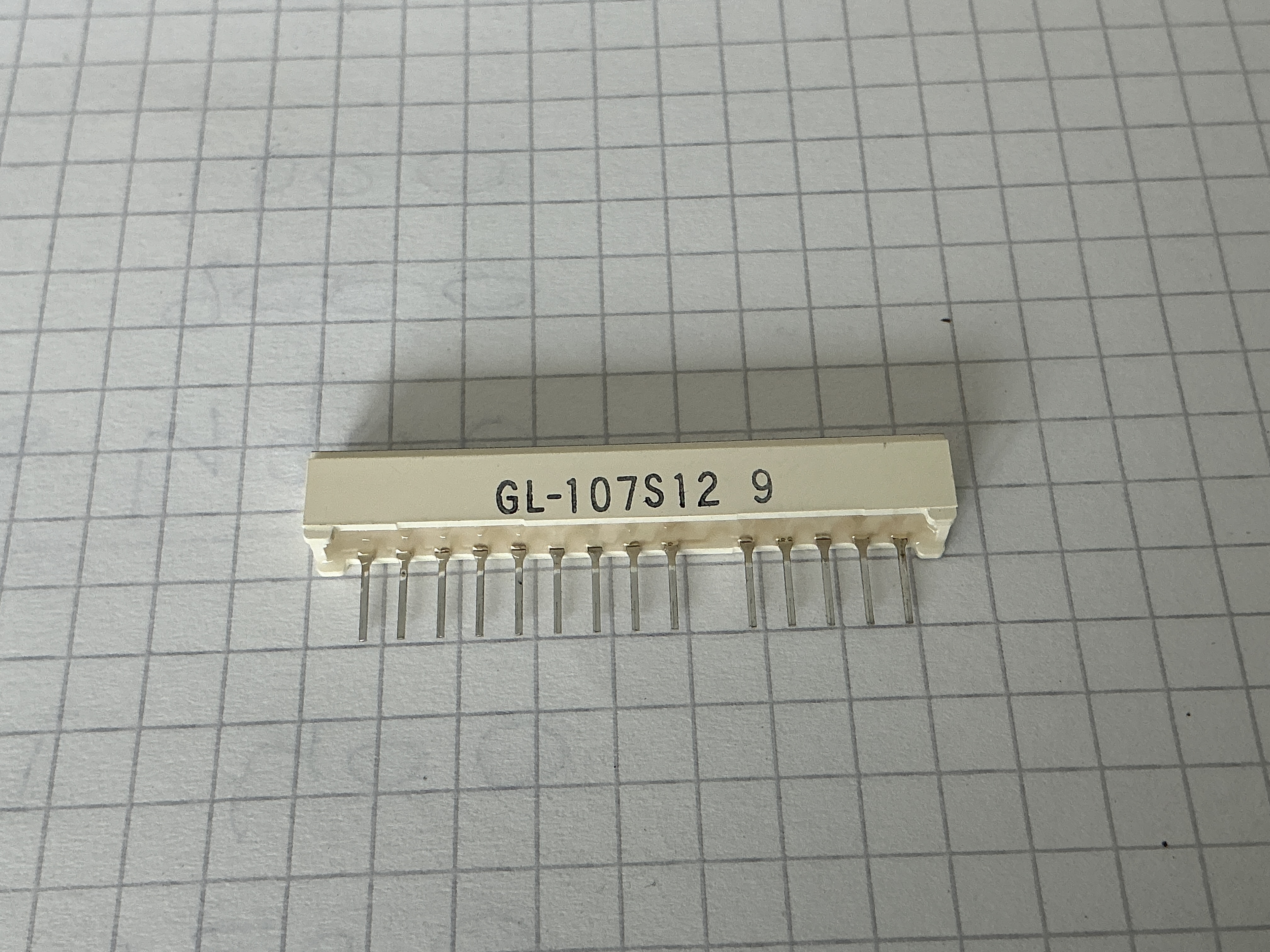 Sharp GL-107S12 9 LED bar 5x geel 2x groen