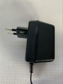 AC-DC adaptor 4,5V 500mah