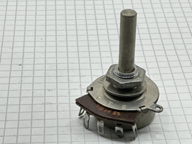13M Lin potmeter 6mm as kort  28mm metaal Elrado