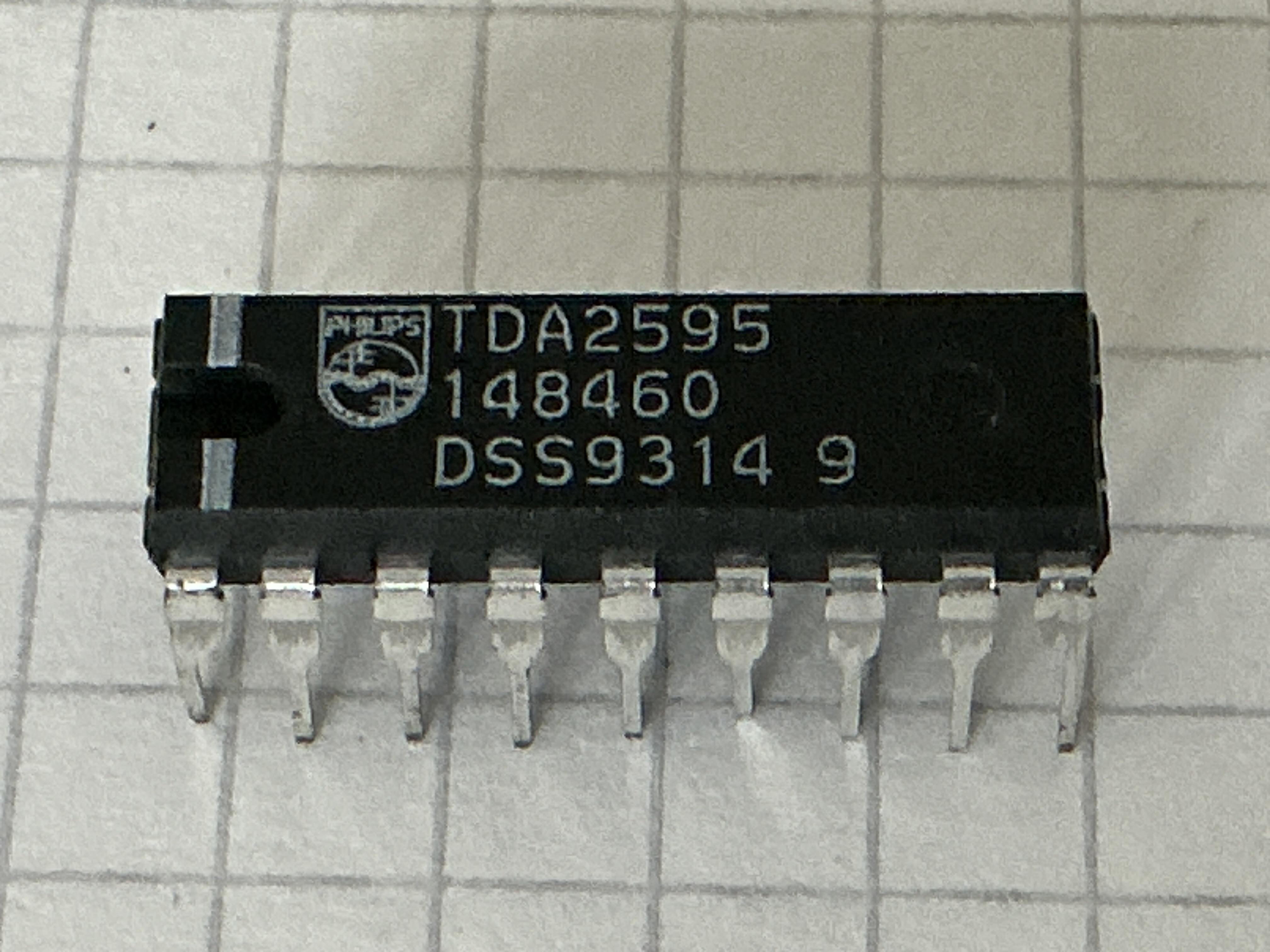 TDA2595