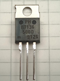 Triac, Thyristor