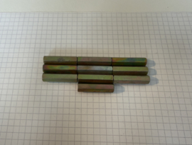 Koppelmoer zeskant M4 X 30 per 10 stuks
