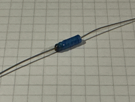 Philips 6,8uf 10V axiaal elco