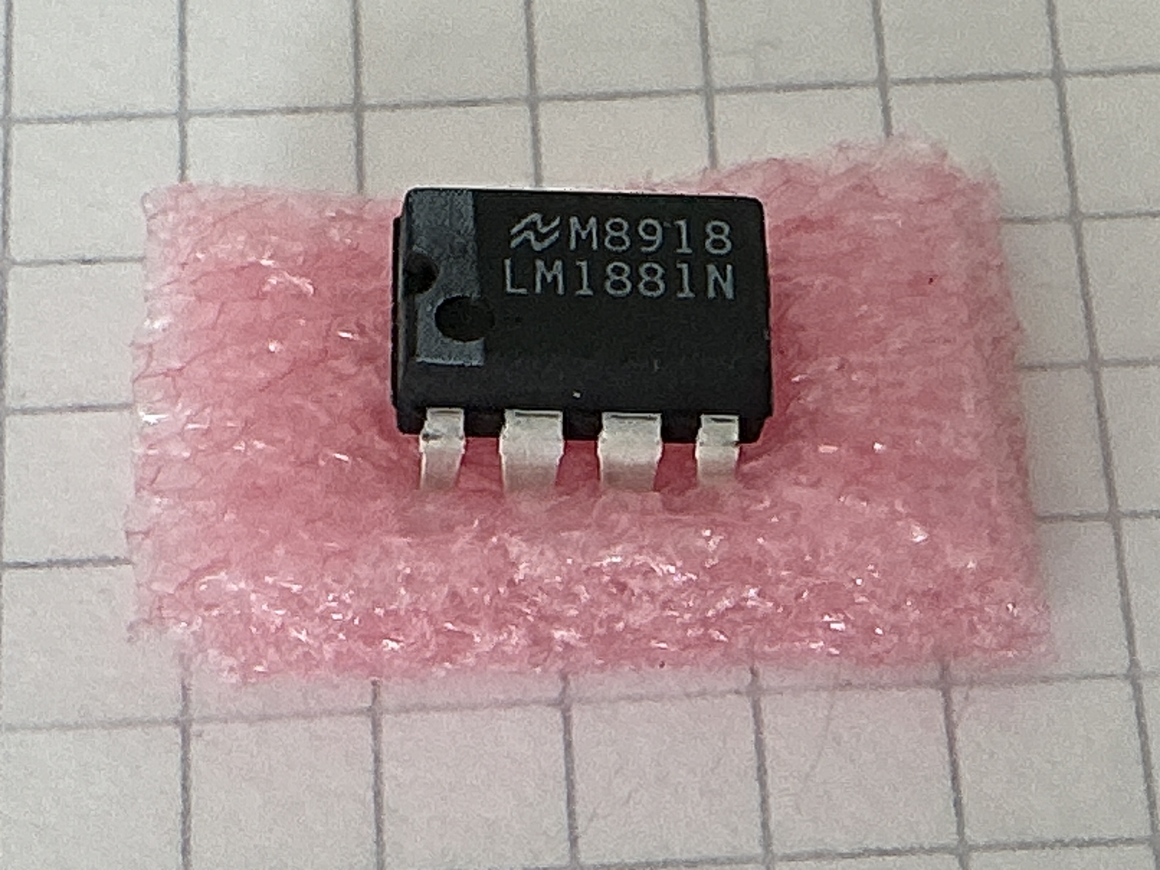 LM1881N