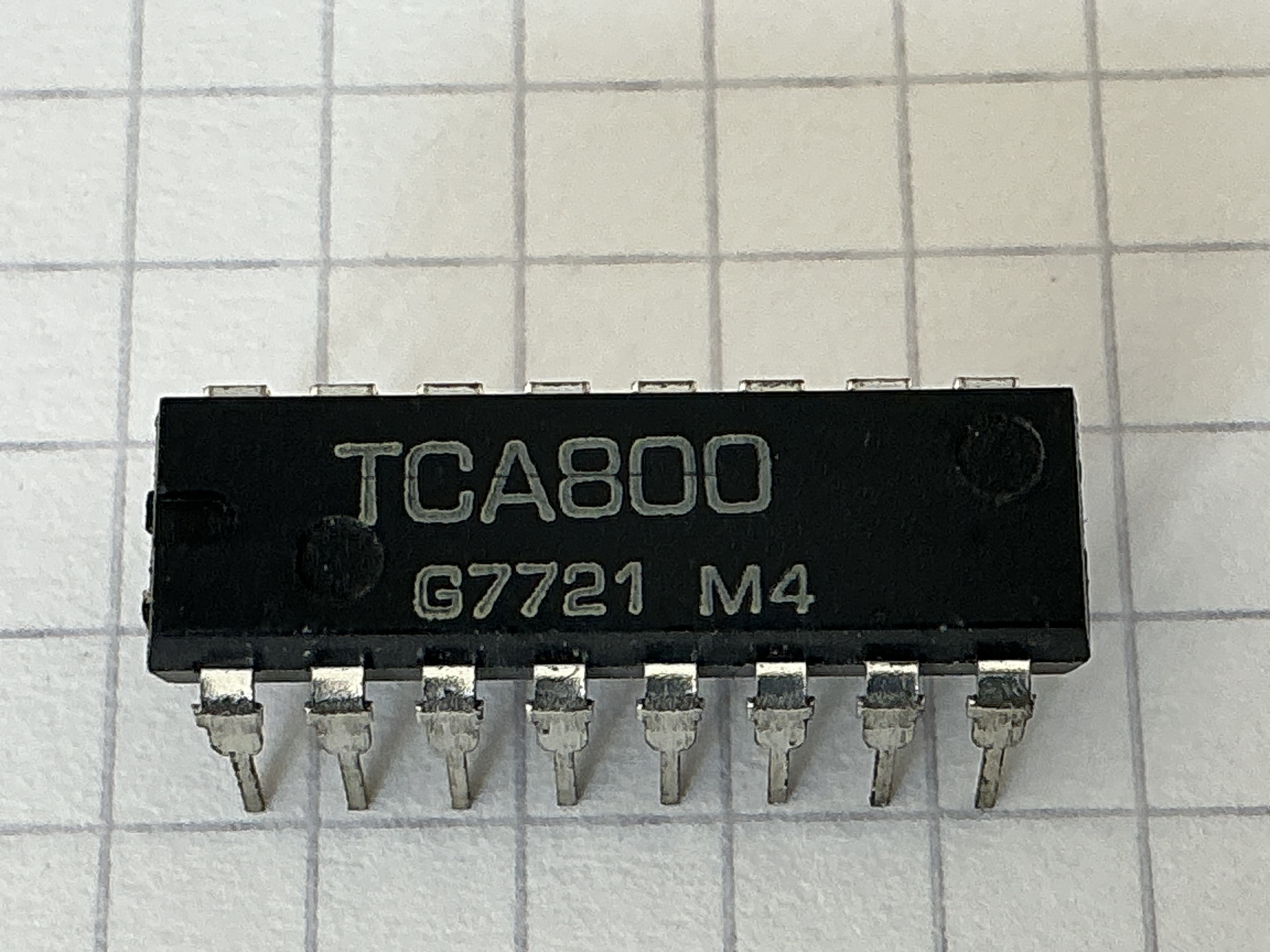 TCA800