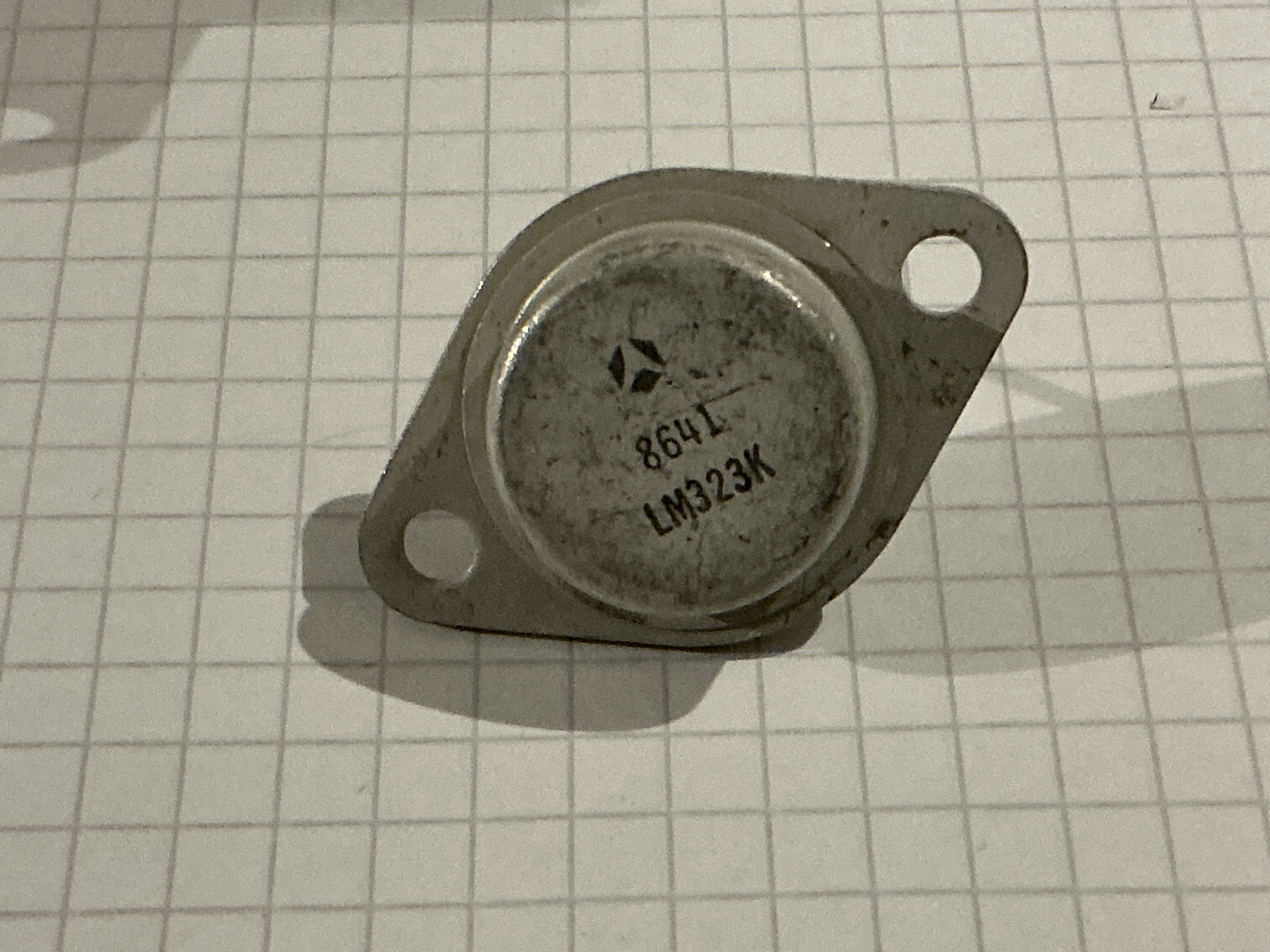 LM323K