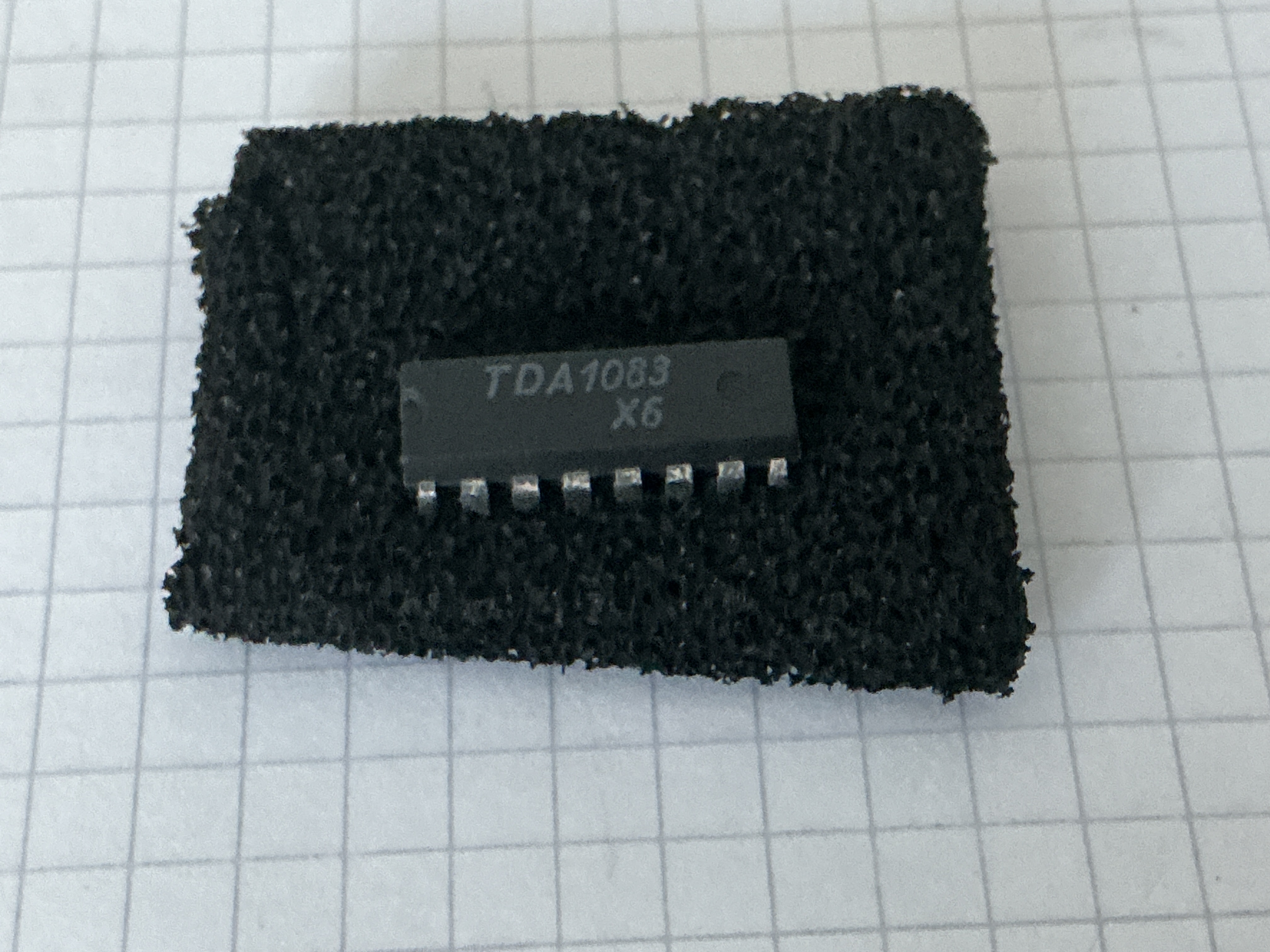 TDA1083