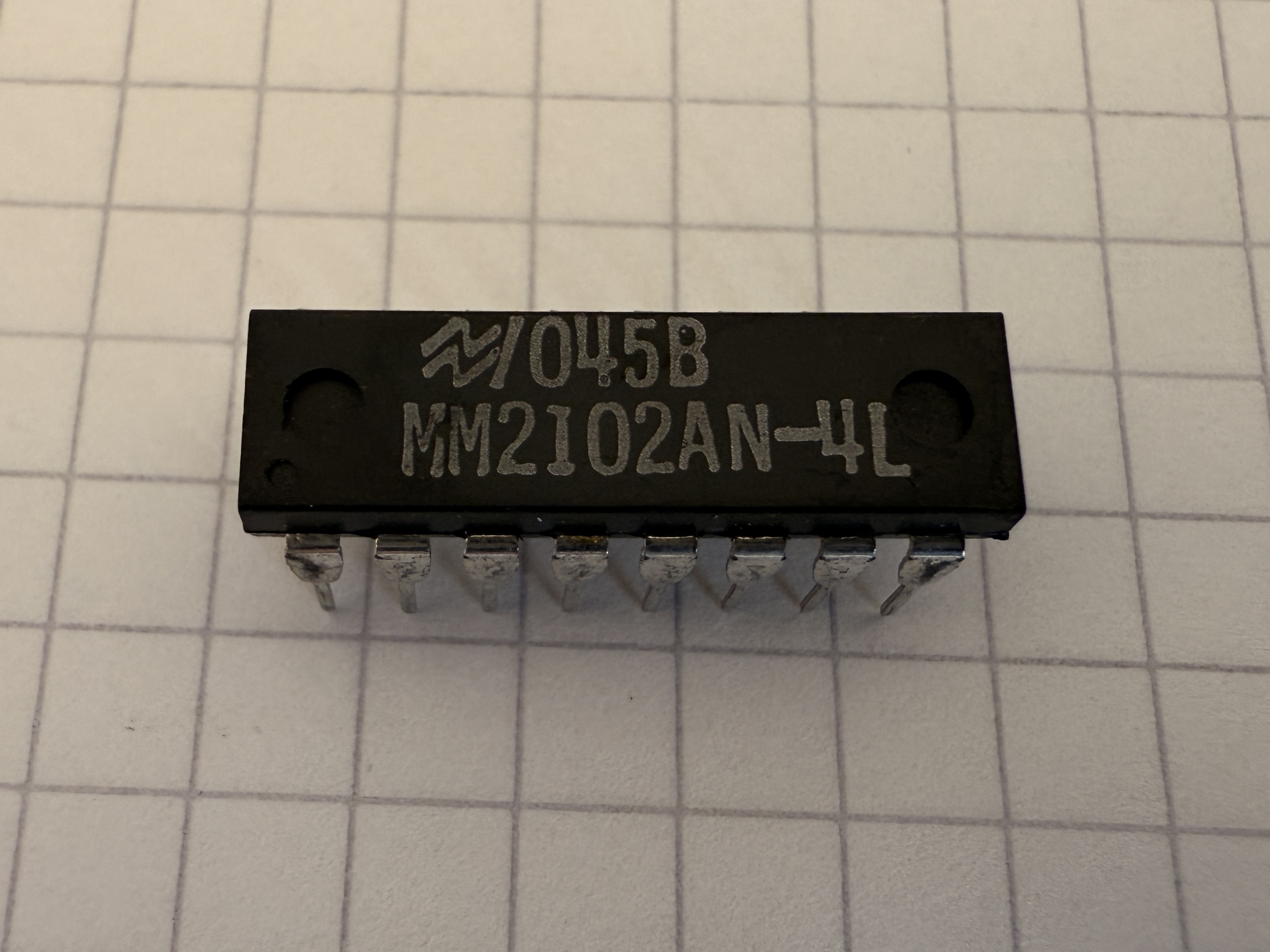 MM2102AN-4L