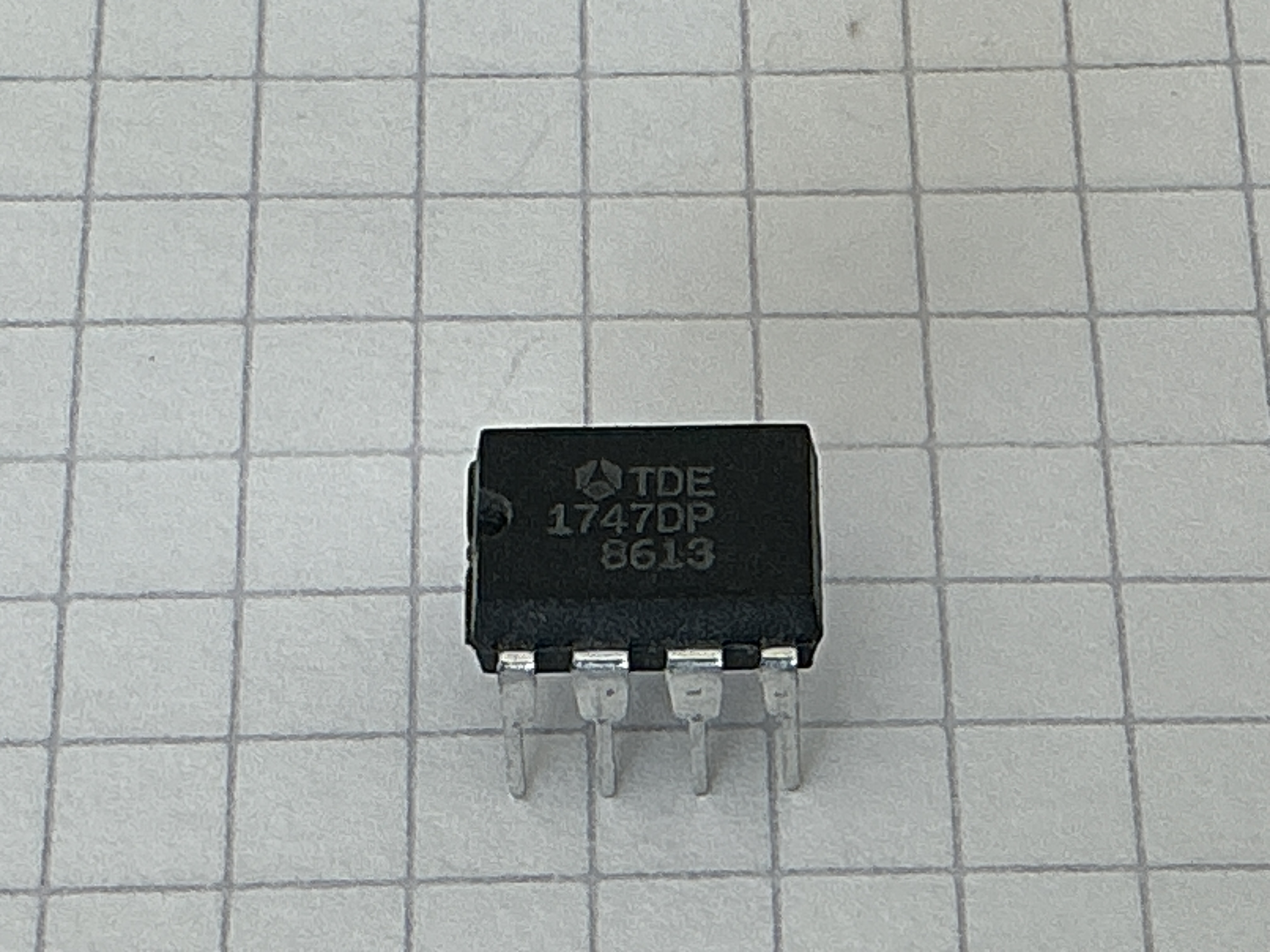 TDE1747