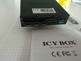 Icy Box IB-864B 3.5" USB hub + cardreader, SATA port