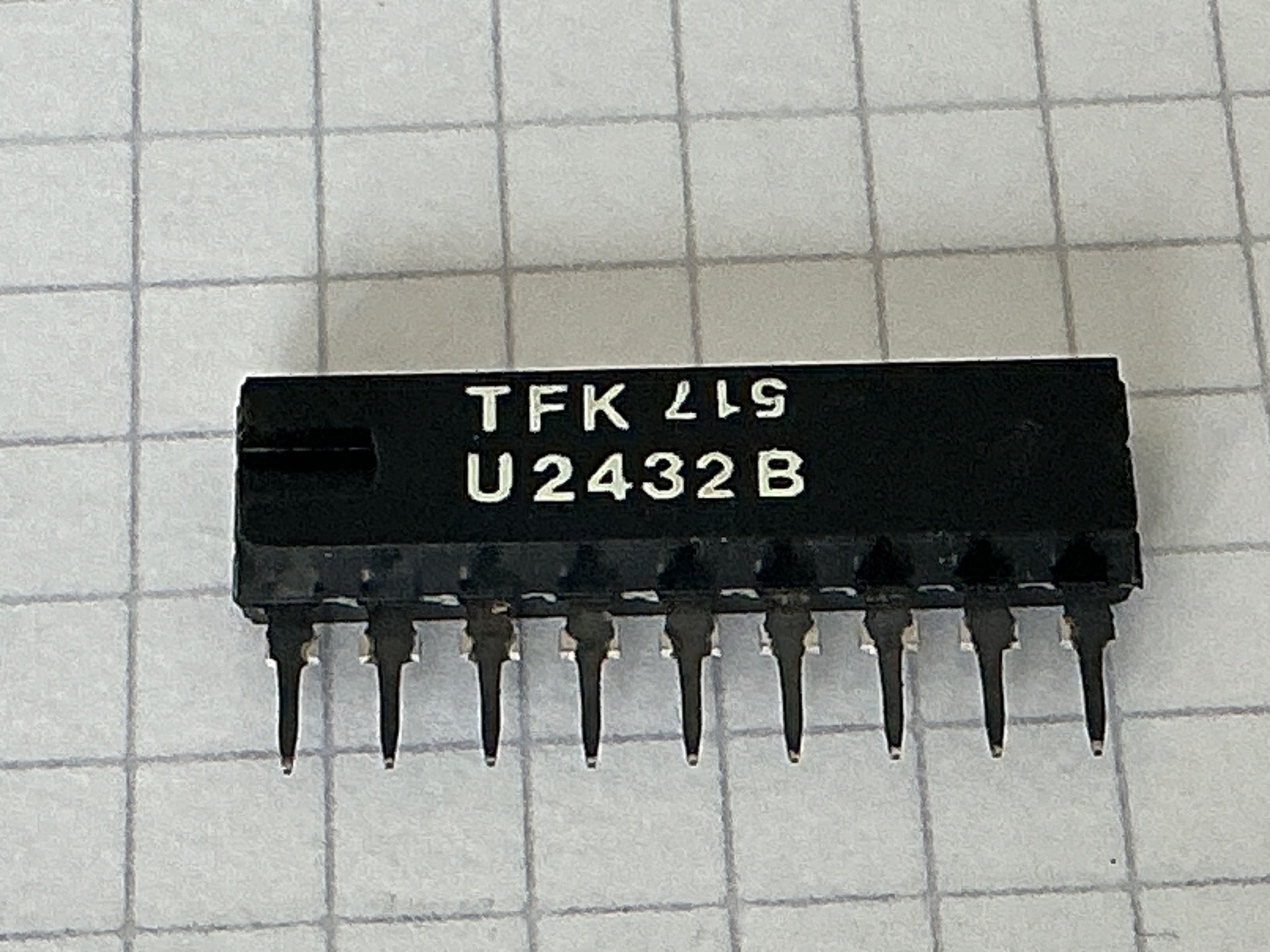 U2432
