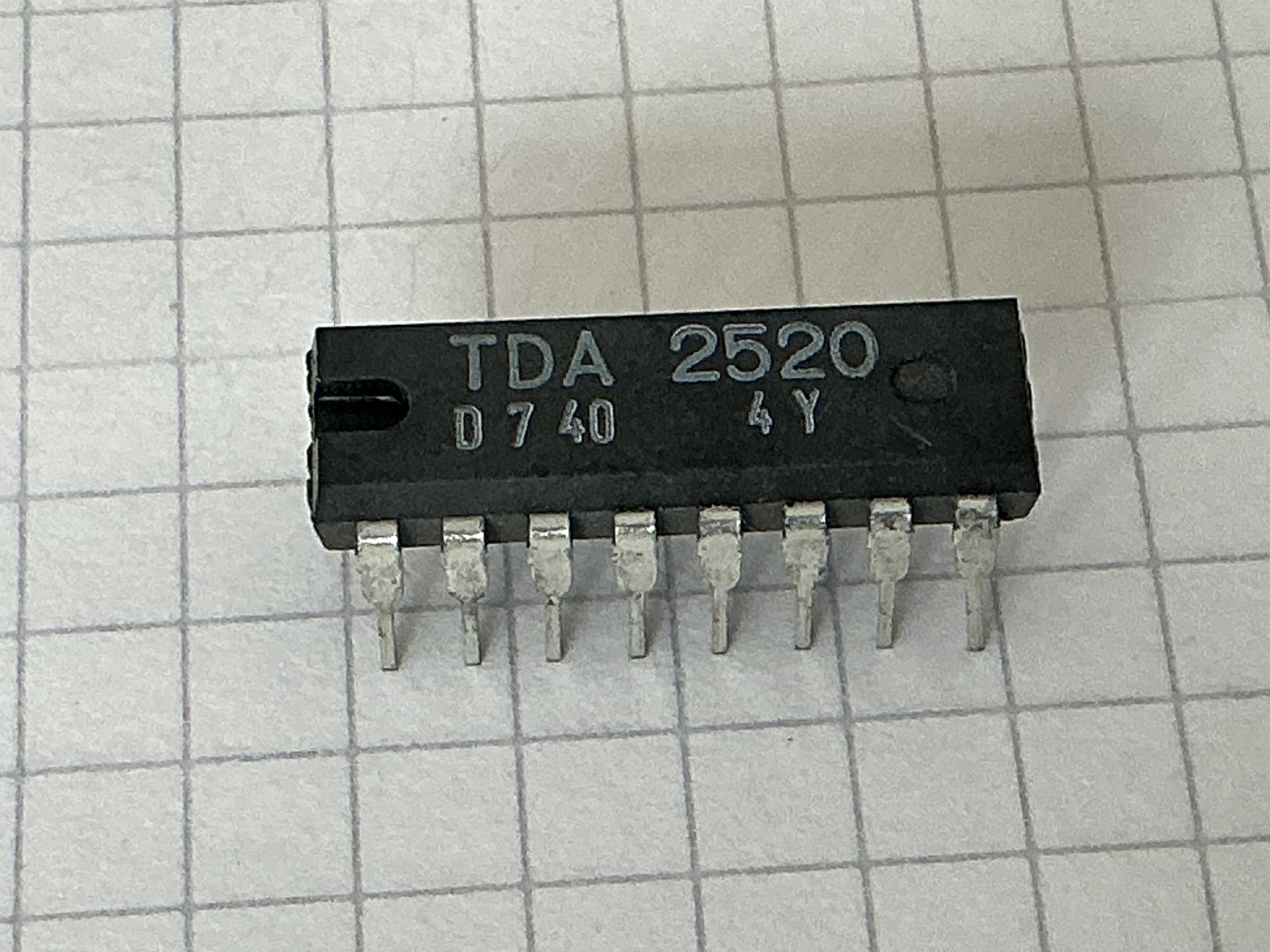 TDA2520