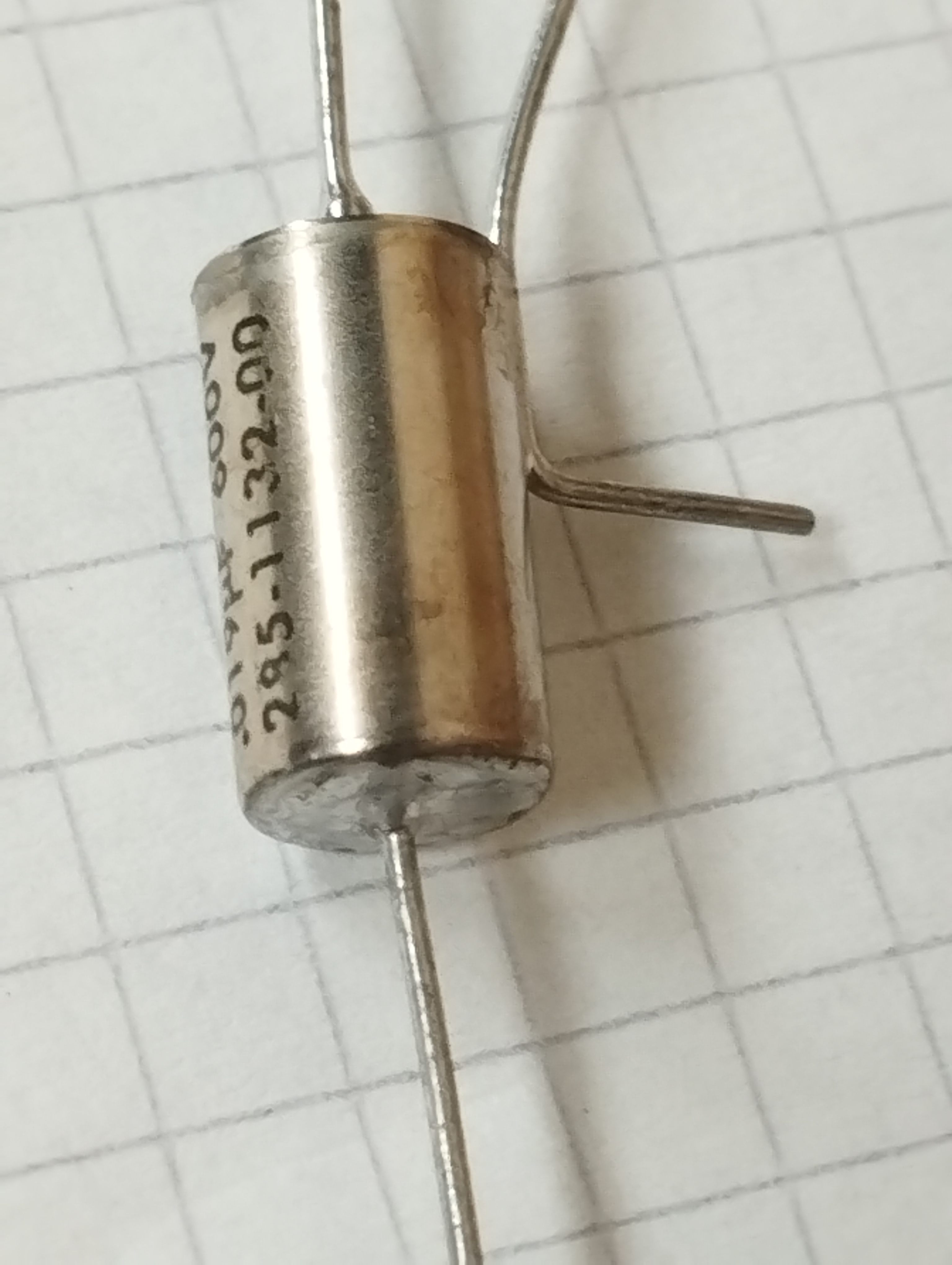 Multicomp  0,019uf 600v  Tektronix service part