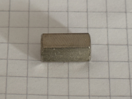 Koppelmoer M4 12mm afstandsbus (10x)