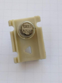 NE536   metal can